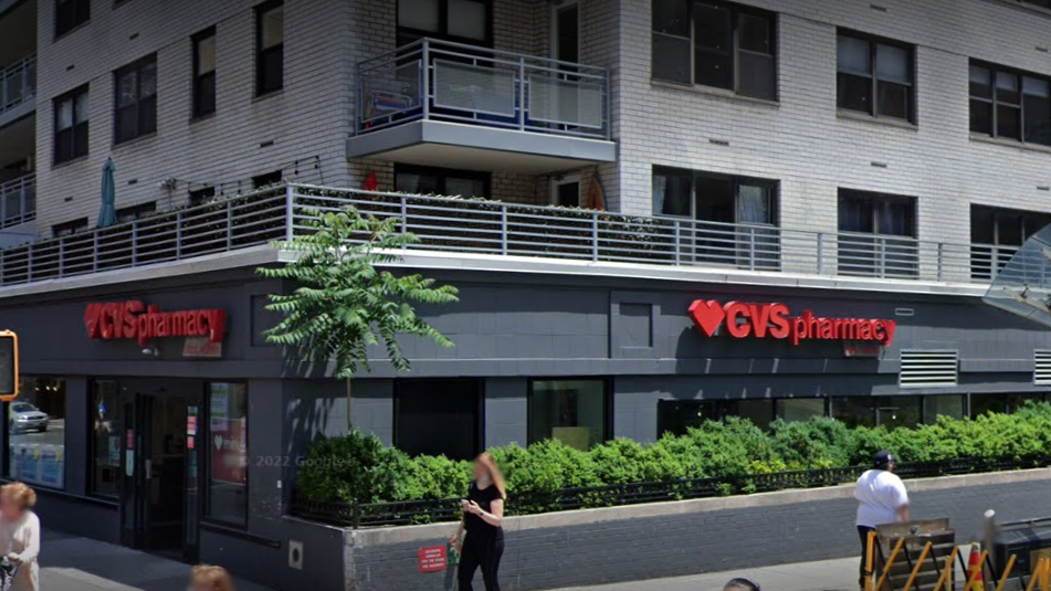 Security guard, 63, slashed in face by shoplifter at Upper East Side CVS