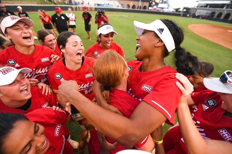 Cajuns Softball