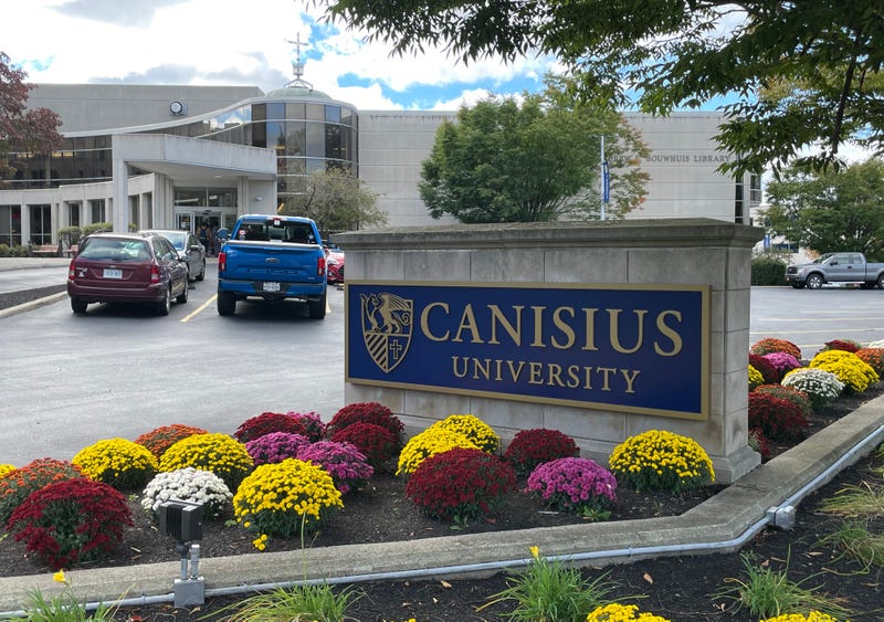 Canisius and Syracuse