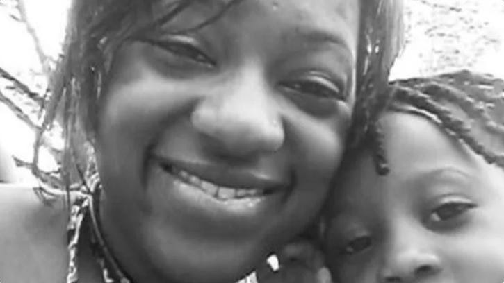 Family sets up GoFundMe for surviving 10-year-old daughter after mom, two sons freeze to death in Pontiac