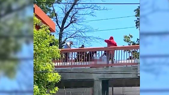 Muere chico de 15 años mientras “surfeaba” sobre vagón del tren en Staten Island