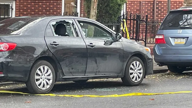 "Sin sentido": Niño de 12 años muere tras recibir múltiples disparos mientras comía en el interior de un vehículo con su familia en Brooklyn