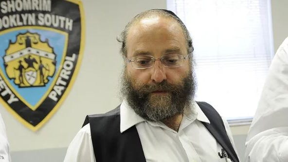 Ex líder de un grupo ortodoxo de vigilancia vecinal en Brooklyn se declara culpable de violación de menores