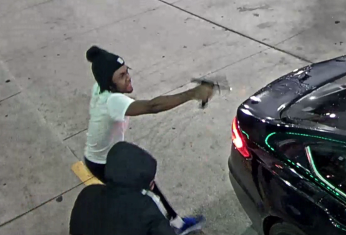 Suspect shooting at Detroit gas station