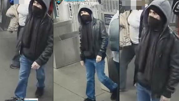 Mujer fue apuñalada repentinamente por un hombre mientras sacaba la basura en Manhattan