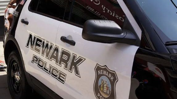 Muere un hombre en Newark tras pelea en un apartamento