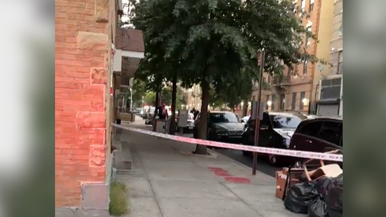 Joven de 17 años muere tras ser baleado por hombres con pasamontañas en el Bronx