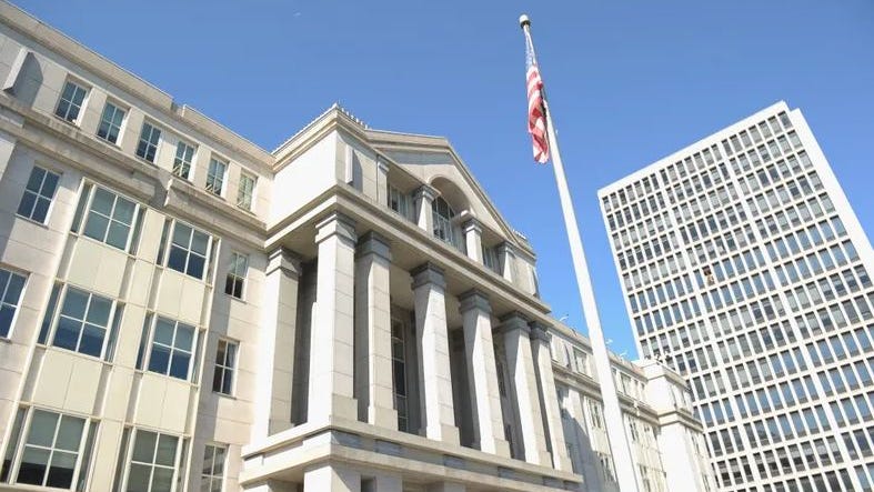 Detenido hombre de 51 años en Nueva Jersey por distribuir pornografía infantil de bebés y niños pequeños