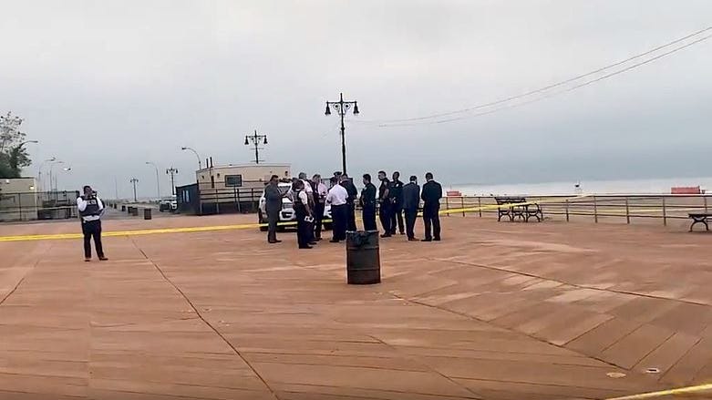 3 niños mueren posiblemente ahogados por su propia madre en la playa de Coney Island