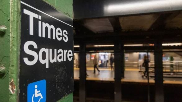 Pasajero del metro es acuchillado en estación de Times Square