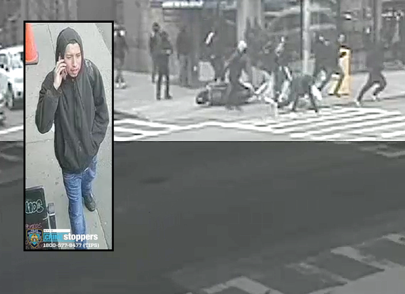 grupo de 10 asalta a joven de 16