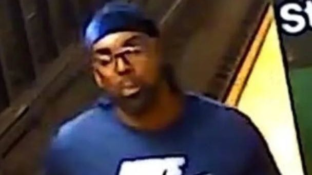 Hombre realiza acto lascivo delante de una niña de 13 años en el metro de Manhattan