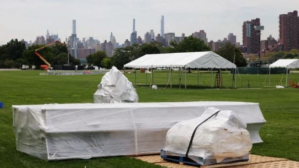 Las instalaciones para migrantes de Randall's Island abrirán la próxima semana