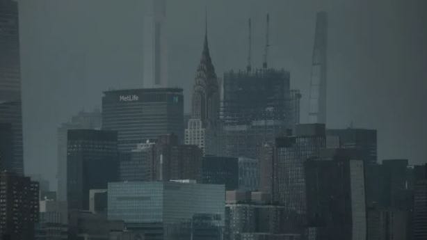 CLIMA: Cientos de vuelos cancelados en la zona de Nueva York mientras continúa la amenaza de tormenta el martes