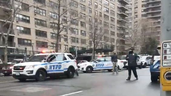 Chico de 17 es baleado cerca de escuela secundaria del UWS