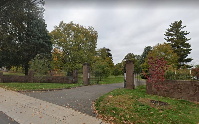 Indian Hill Cemetery