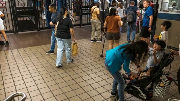 La MTA planea aumentar las tarifas para los usuarios y los peajes para los conductores
