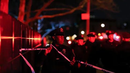 Hombre de 25 años recibe disparo mortal en la cabeza en el Bronx