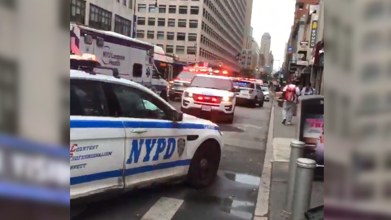 Usuario del metro es acuchillado por un hombre con el que tropezó en una estación de Brooklyn