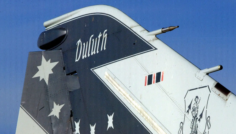 Duluth plane