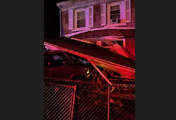 Vehicle crashes into house in Knoxville