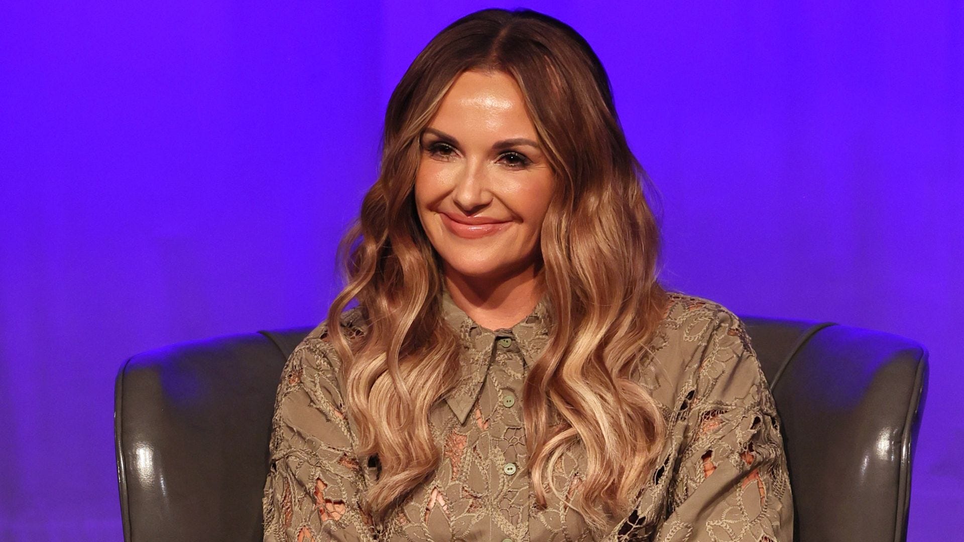 Katie & Company - Weekdays 10a - 3pm | 92.5 FM WBEE