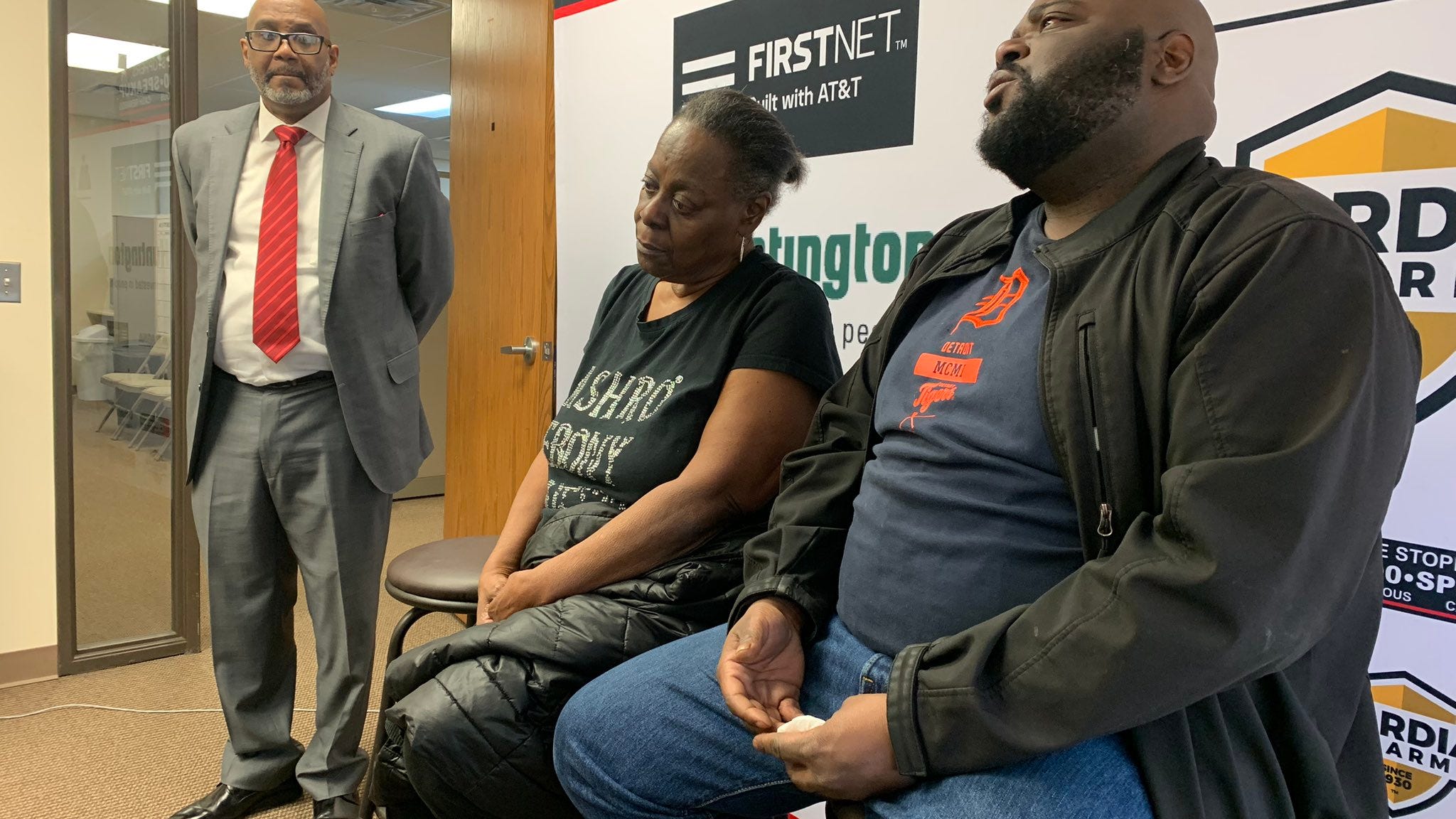 'I know she's out there': Detroit family pleads for answers in search for woman who hasn't been seen in months