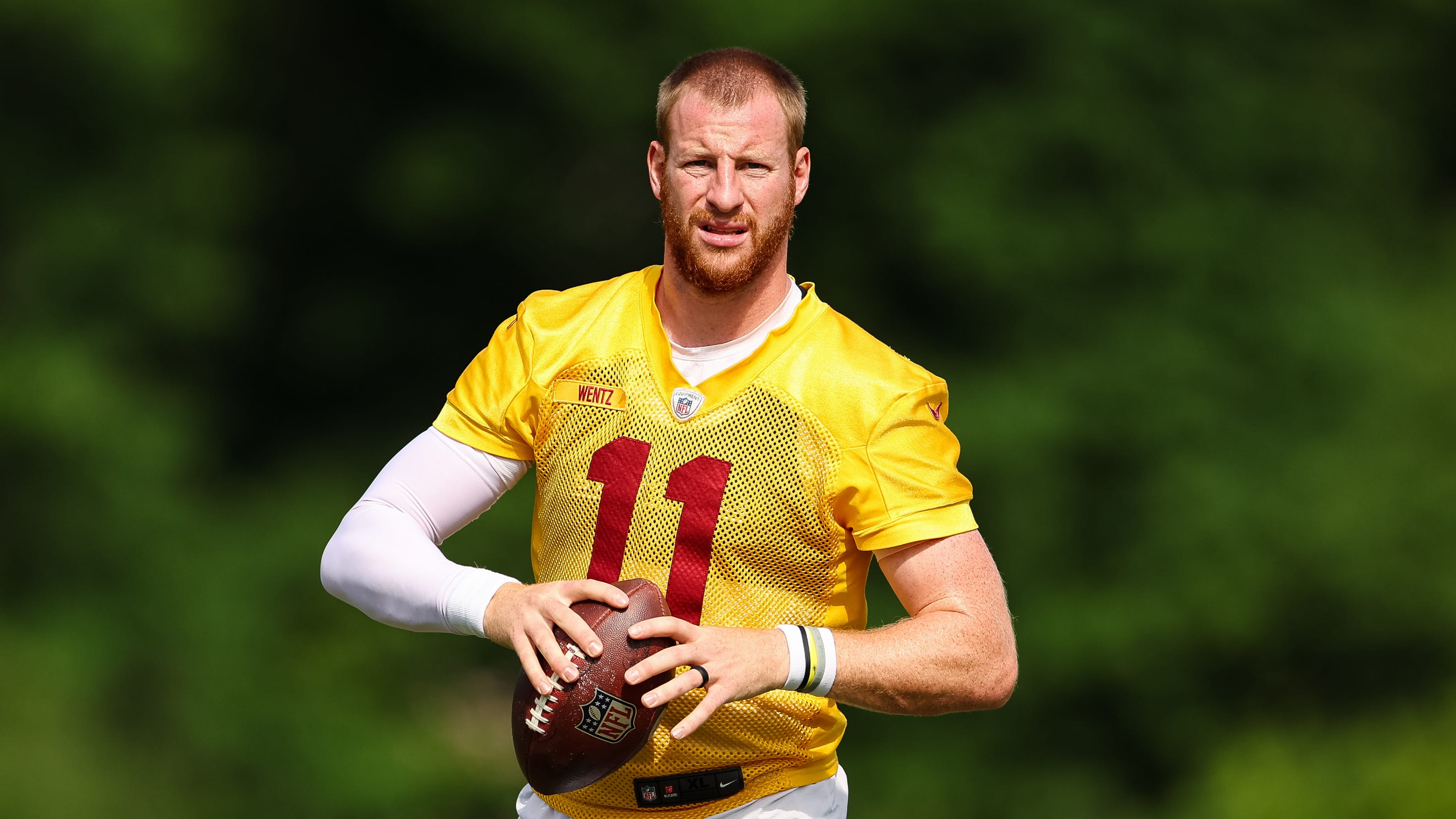 Derrick Gunn: Wentz has to prove himself to new teammates every single day
