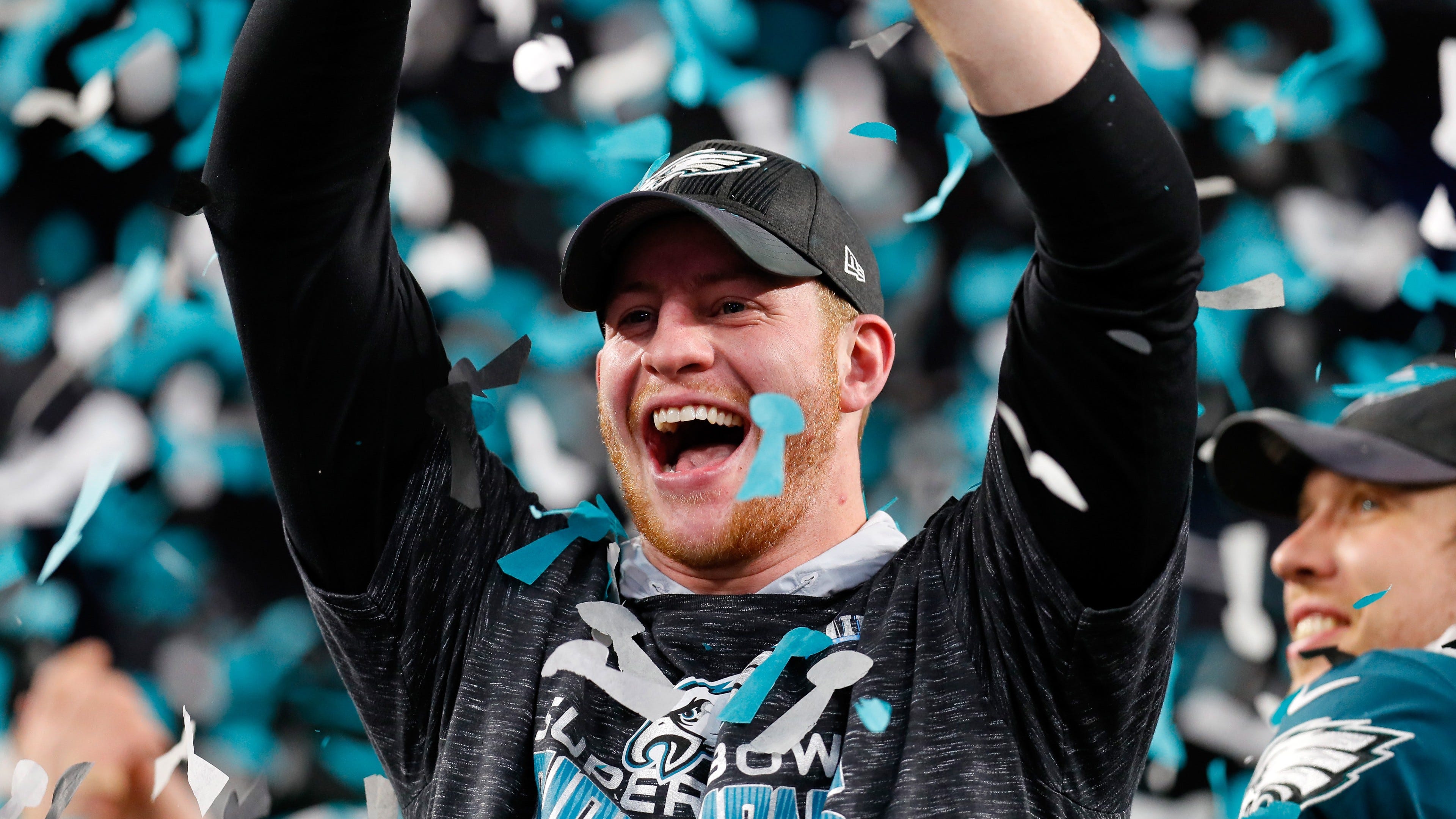 Wentz opens presser with Colts saying he 'wouldn't trade 5 years in Philly for the world'
