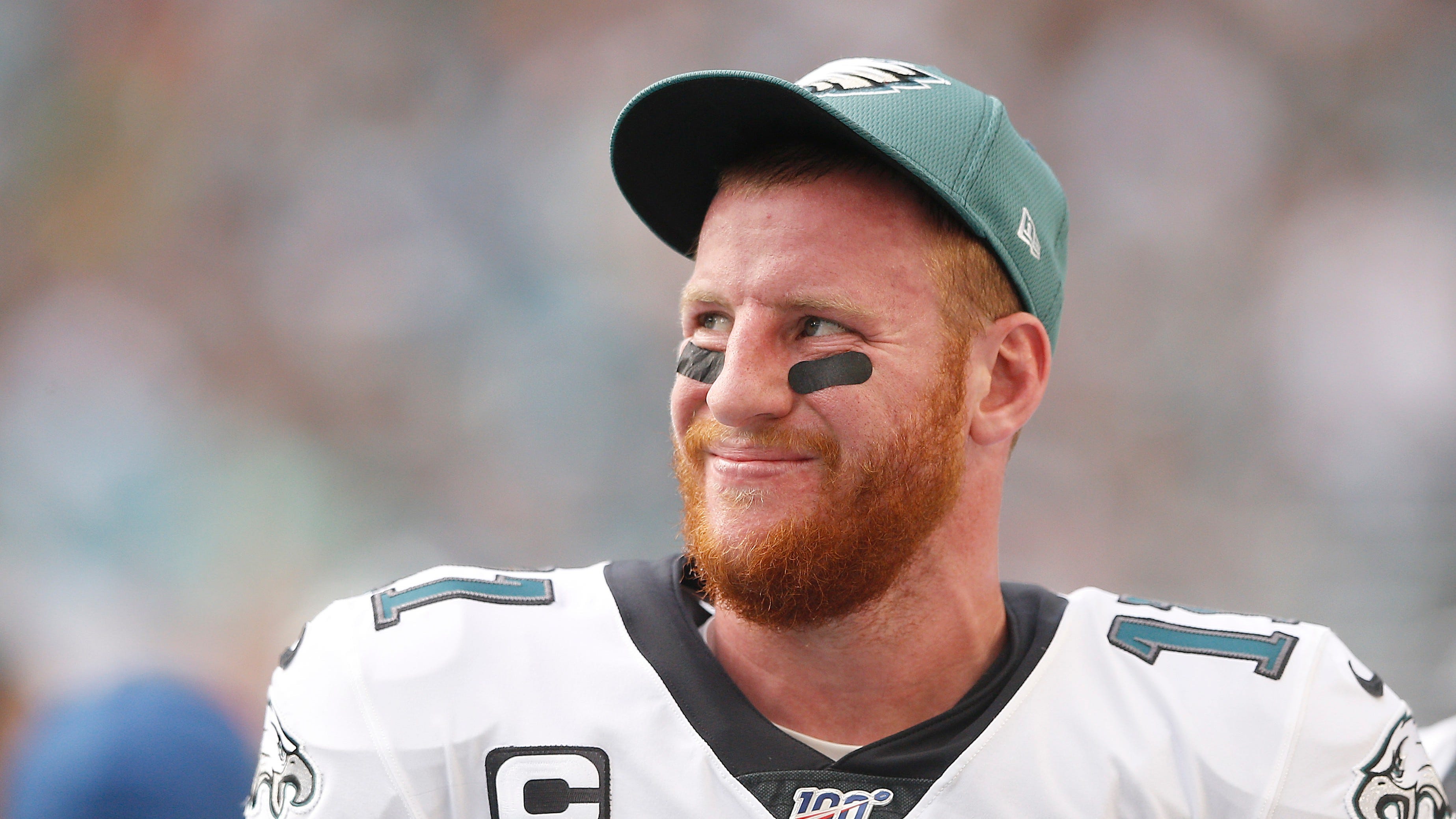 Eagles trade Carson Wentz to the Colts