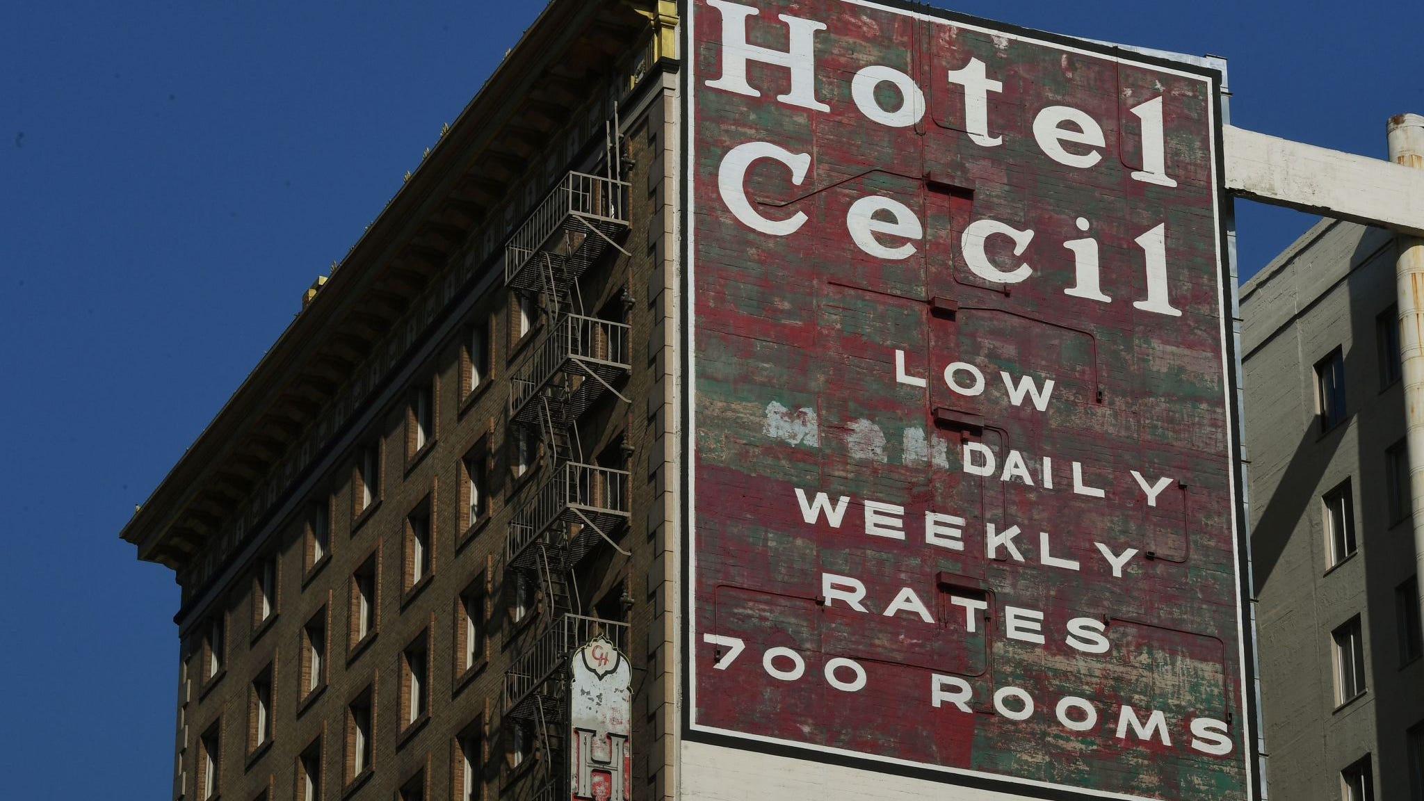 L.A. City Council explores homeless housing agreement with Cecil Hotel