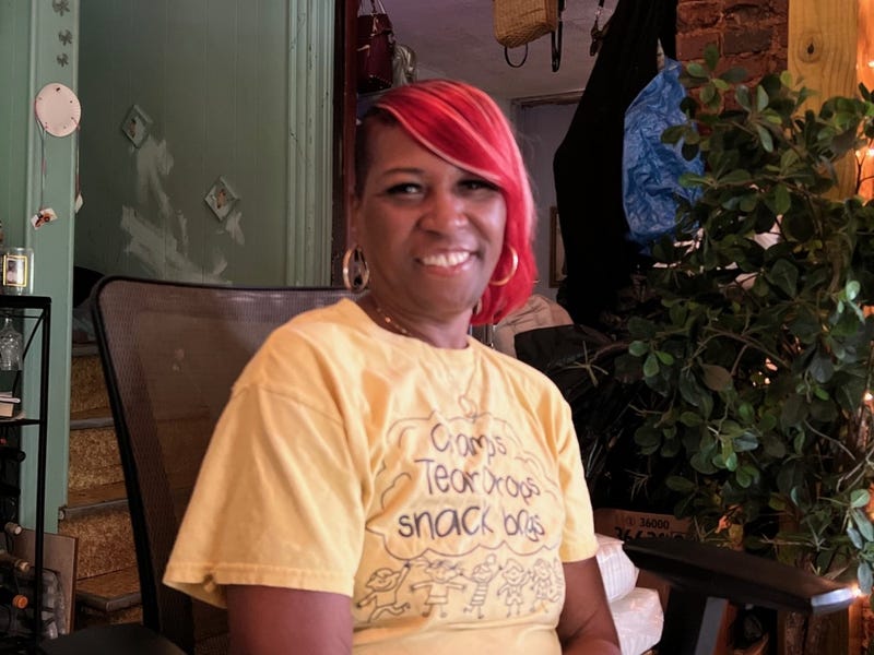 Champale Anderson has been making hundreds of lunch bags every week for neighborhood kids in need.