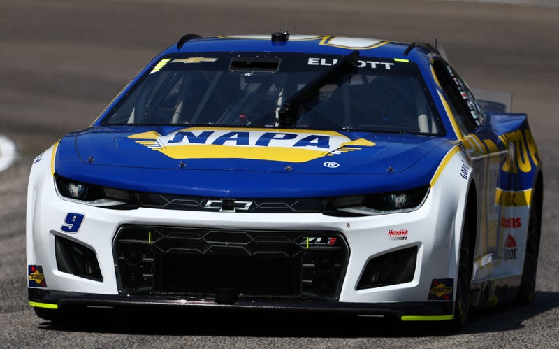 NASCAR Cup Series driver Chase Elliott (9) during practice for the KWIK TRIP 250 at Road America.