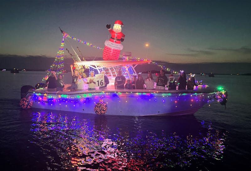 Wildwood Crest Santa Claus boat parade