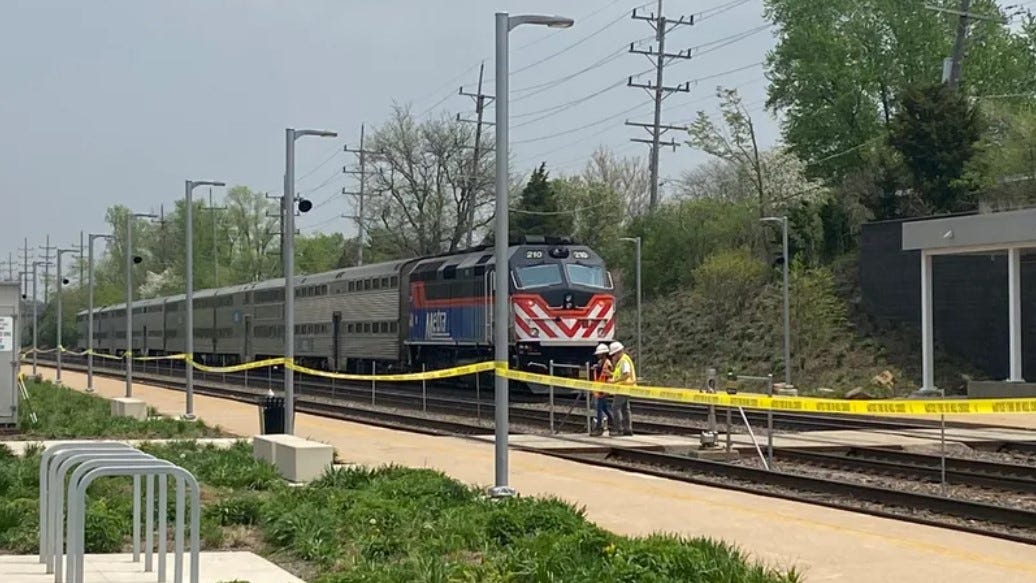 Investigators still searching for answers related to Metra BNSF fatal crash in Clarendon Hills: 'We don't know why the truck did not move'