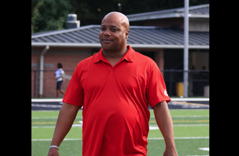Coach Mason Murray