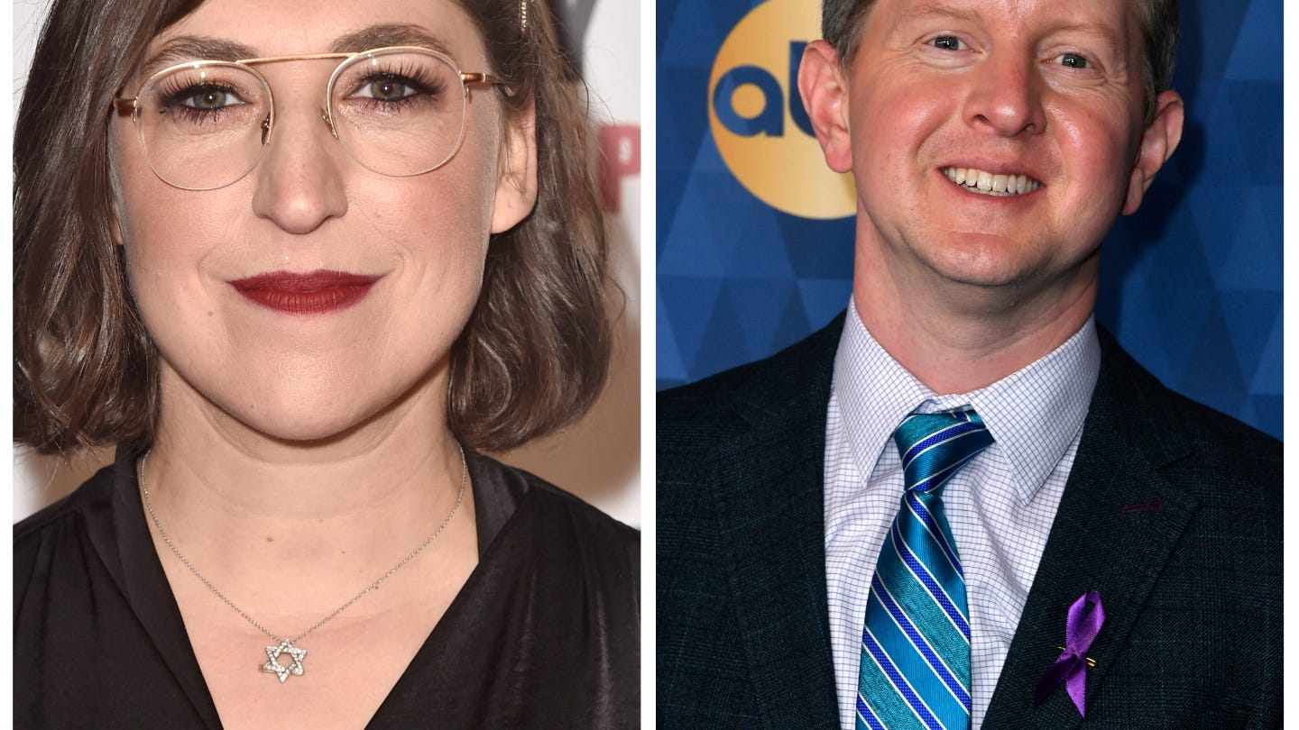 Ken Jennings showed up on his ‘Jeopardy!’ co-host Mayim Bialik’s sitcom