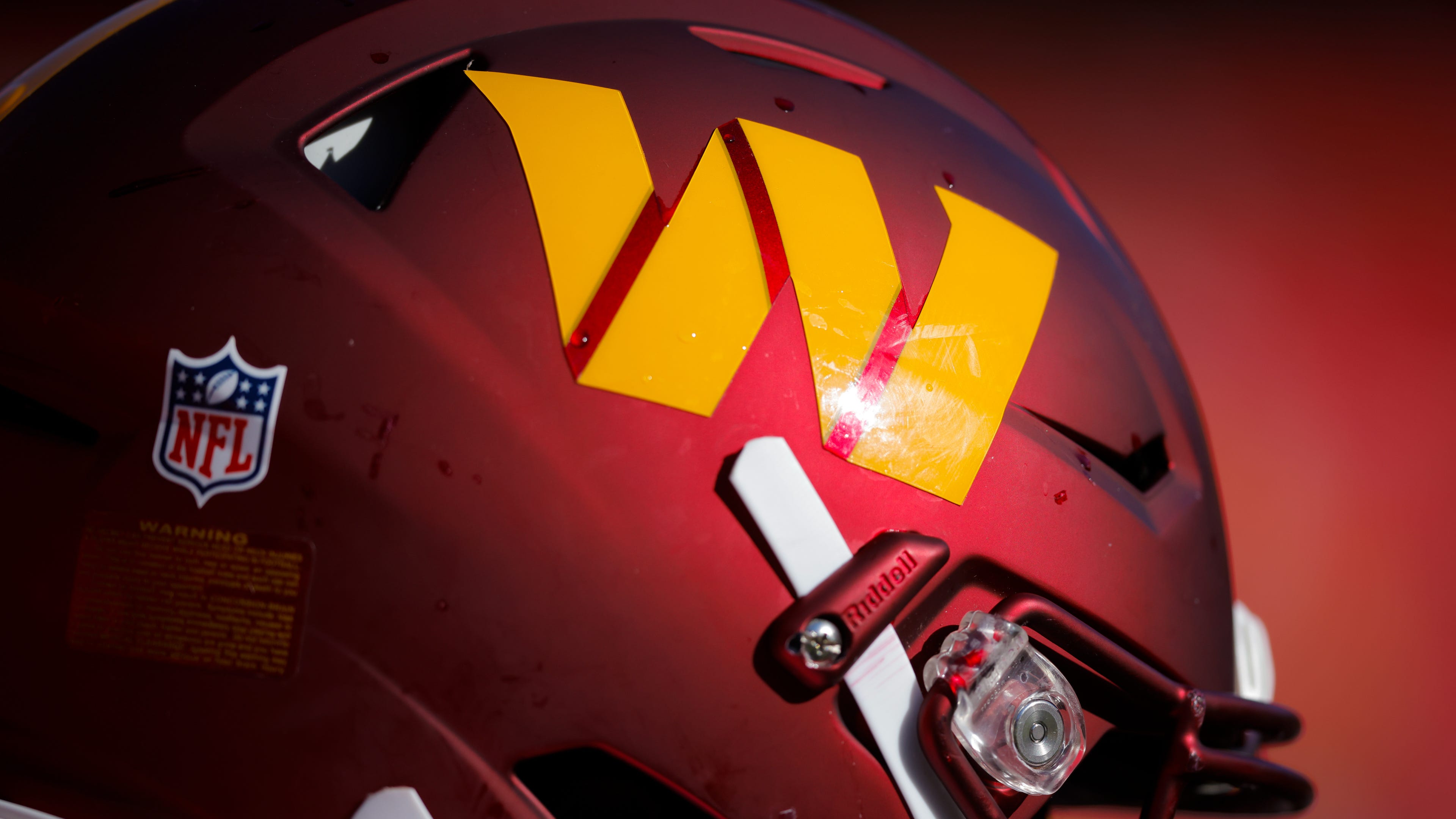 Cutdown Day Tracker: Commanders trim down to final 53-man roster