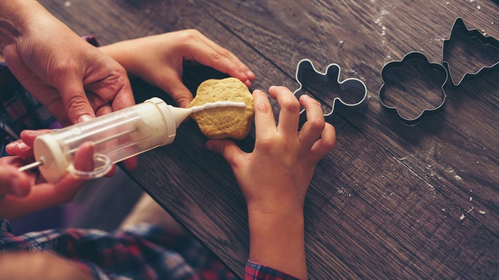 Trader Joe’s is selling gingerbread turkey cookie kits for your Thanksgiving dessert