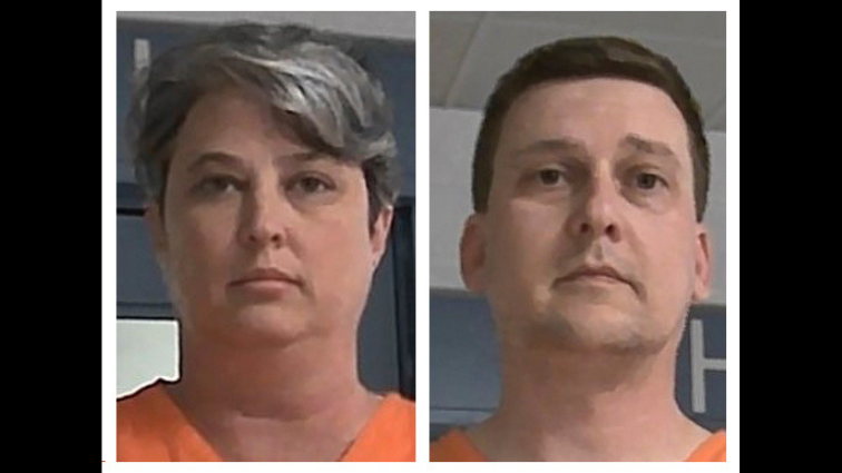 Maryland couple plead guilty in submarine secrets sale case