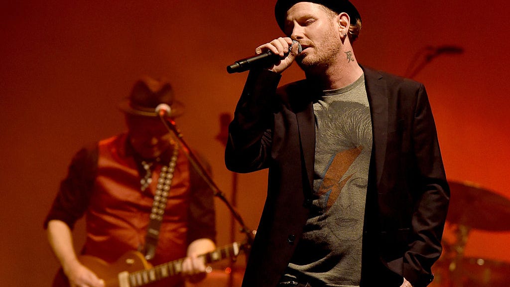 Corey Taylor Shares Recovery Update After Double Knee Surgery