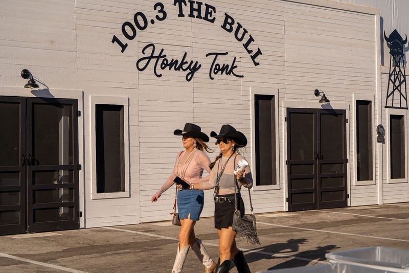 Night 3 at The Bull's Honky Tonk