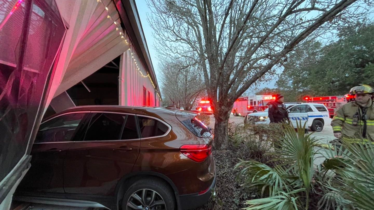 SEE: BMW crashes into Louisiana high school