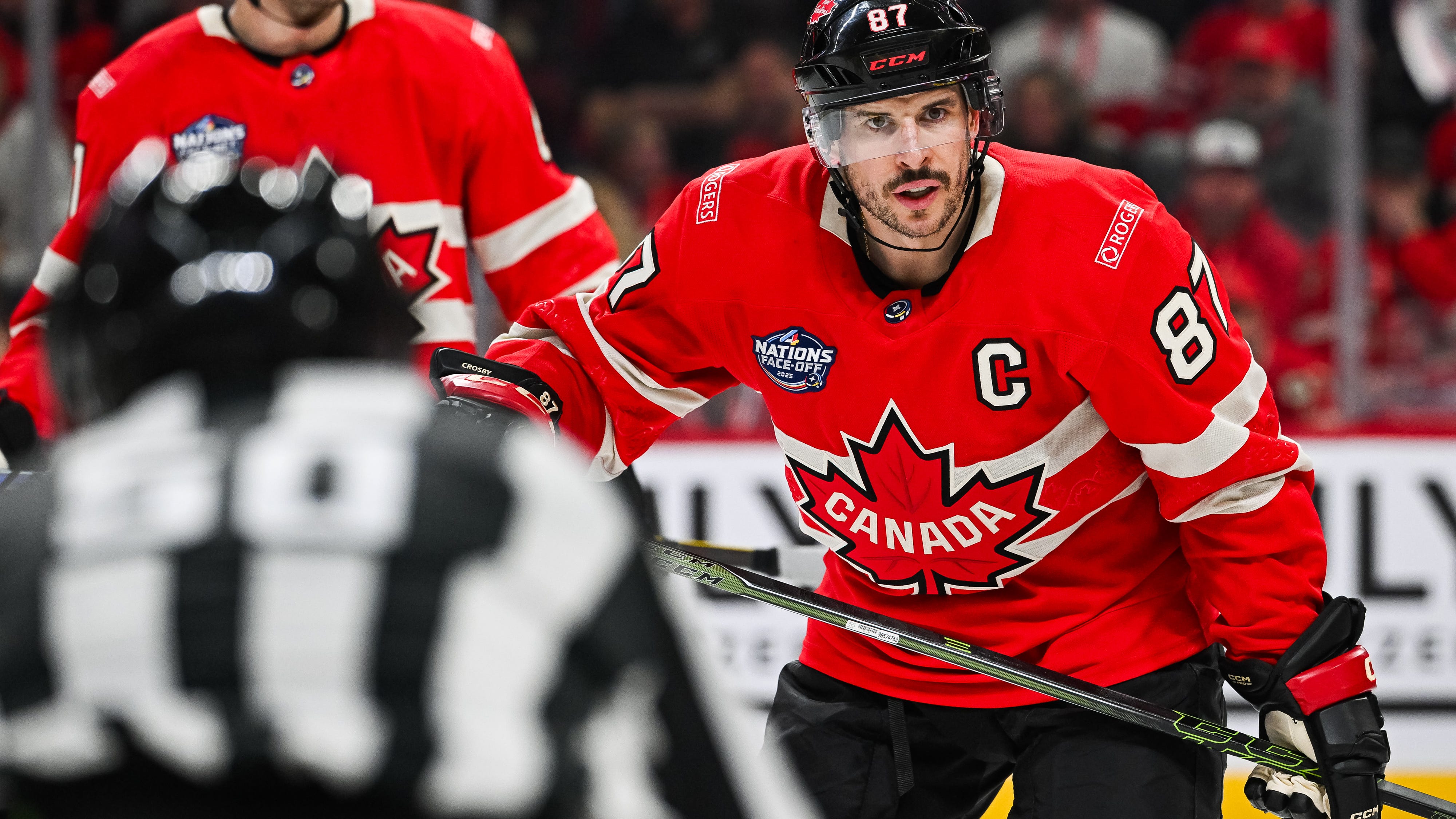 Hamilton: Crosby shines as Canada beats Sweden in overtime