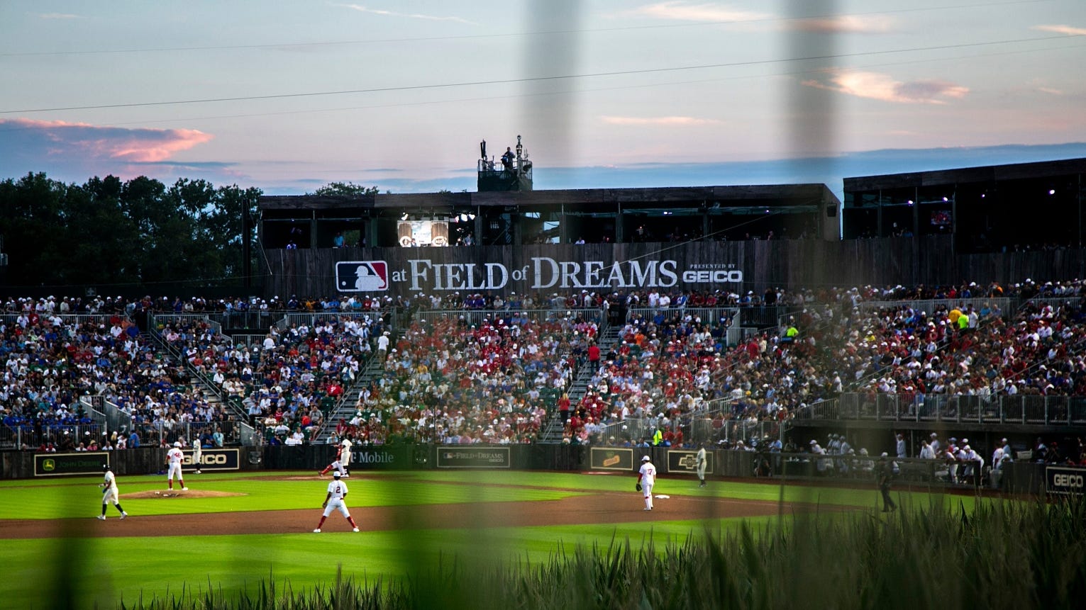 Hologram Harry Caray leads 7th-inning stretch at Field of Dreams, creeps everyone out