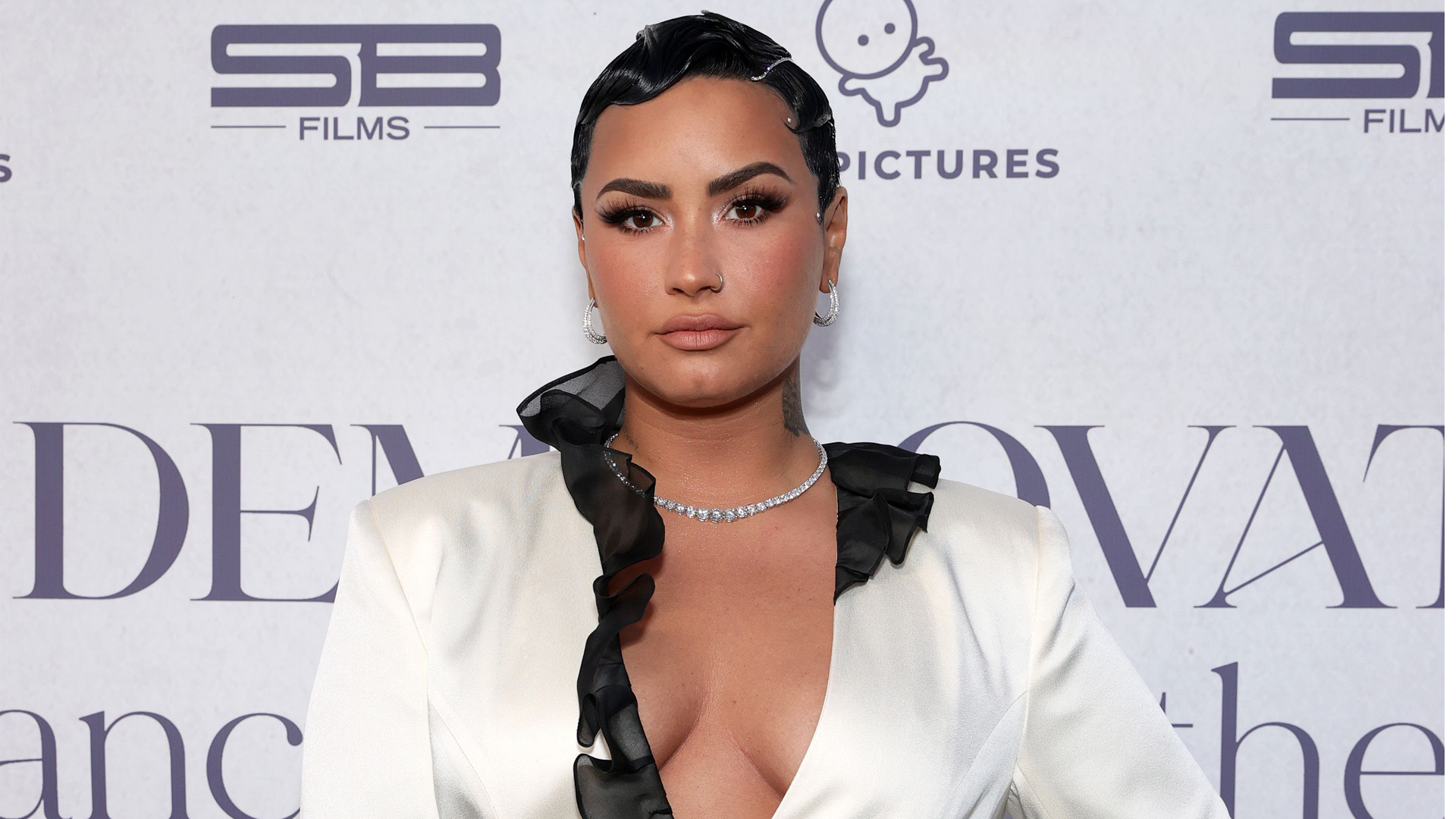 Demi Lovato goes to war with frozen yogurt shop for being 'diet culture vultures'