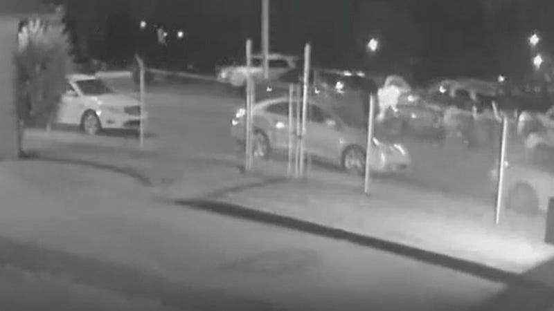 Detroit police looking for suspects who opened fire on car leaving club over Memorial Day weekend, injuring 5