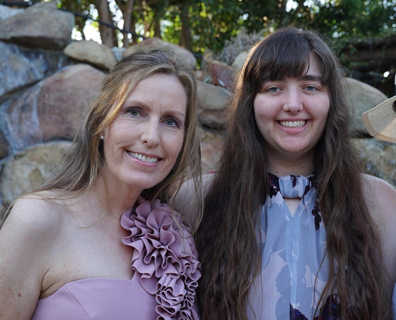 (L to R) Karin and her daughter, Moriah.