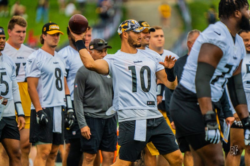 Mitch Trubisky iso throwing at Steelers camp