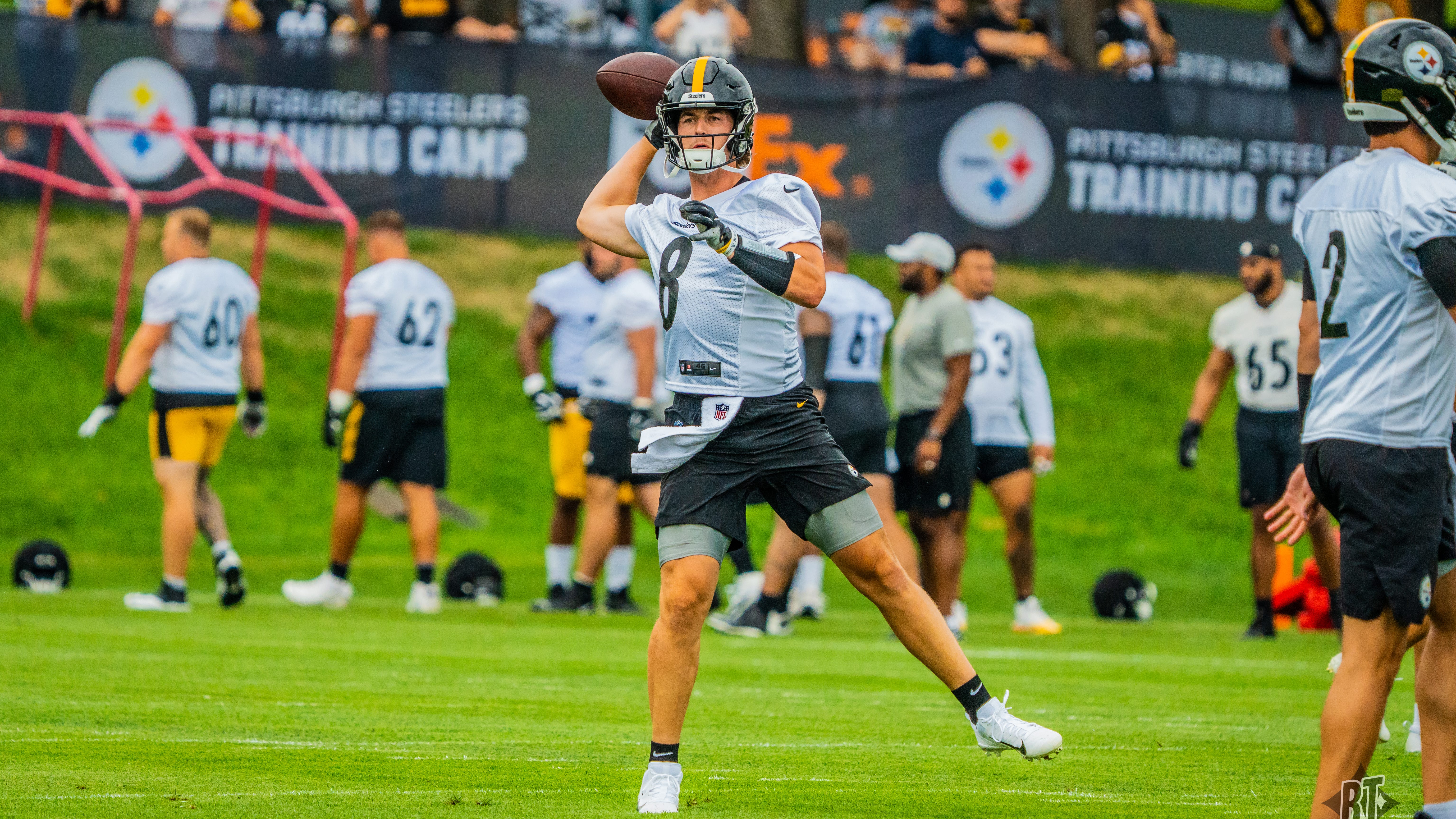 Pickett gets shot, Watt excites crowd, other Heyward shines-Day 5 of camp